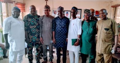 Oluyole LG Chairman, Olatunji Swears In New Supervisory Councilors, SAs