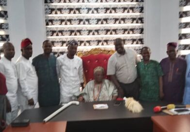 Olubadan Charges NUJ Oyo Executives on Ethics as Union Receives Royal Blessings