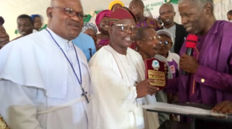 Osun State CAN Honours Oyo CAN Chairman, Ogundiya
