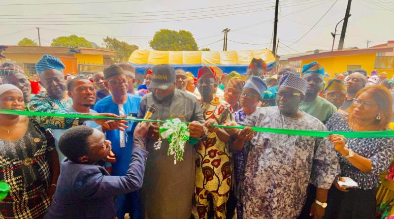 Oluyole Agog as Olatunji Unites Leaders, Commissions Renovated Multipurpose Hall