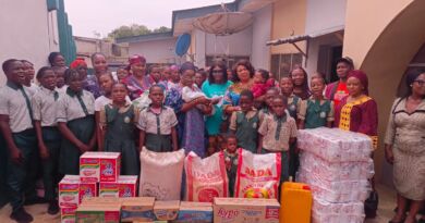 Mrs Makinde Reaches 12 Orphanages with Easter Outreach Mrs Makinde Reaches 12 Orphanages with Easter Outreach