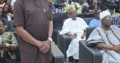 Oba Abolarin, Dele Momodu, DAWN DG, VCs, ex-VCs, others Honour Prof Owoeye at 70