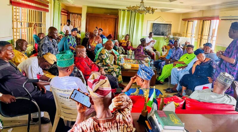 2027: Oluyole LG PDP leaders, stakeholders renew loyalty pledge to Makinde 2027: Oluyole LG PDP leaders, stakeholders renew loyalty pledge to Makinde