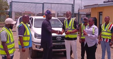 Oyo Presents Specialised Vehicle to NAMA for Airport Upgrade