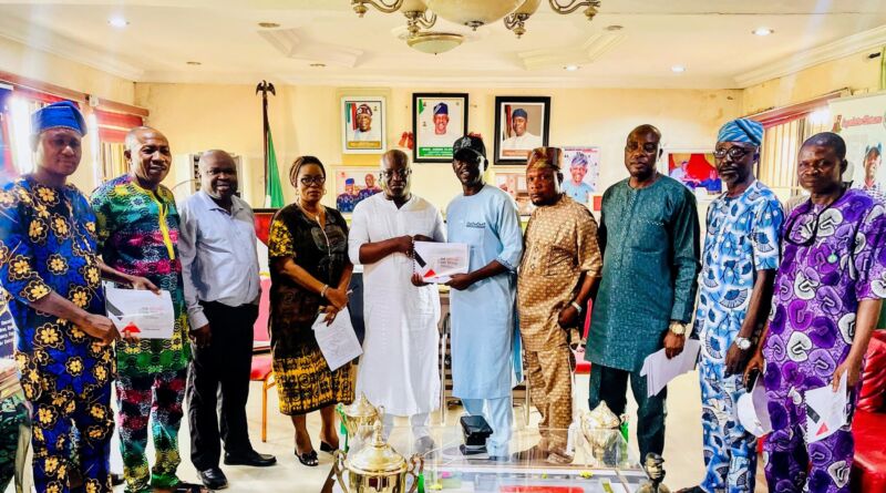 Oluyole LG, Private Developer Partner on Ogunpa Link Bridge to EaseTraffic at Soka Axis