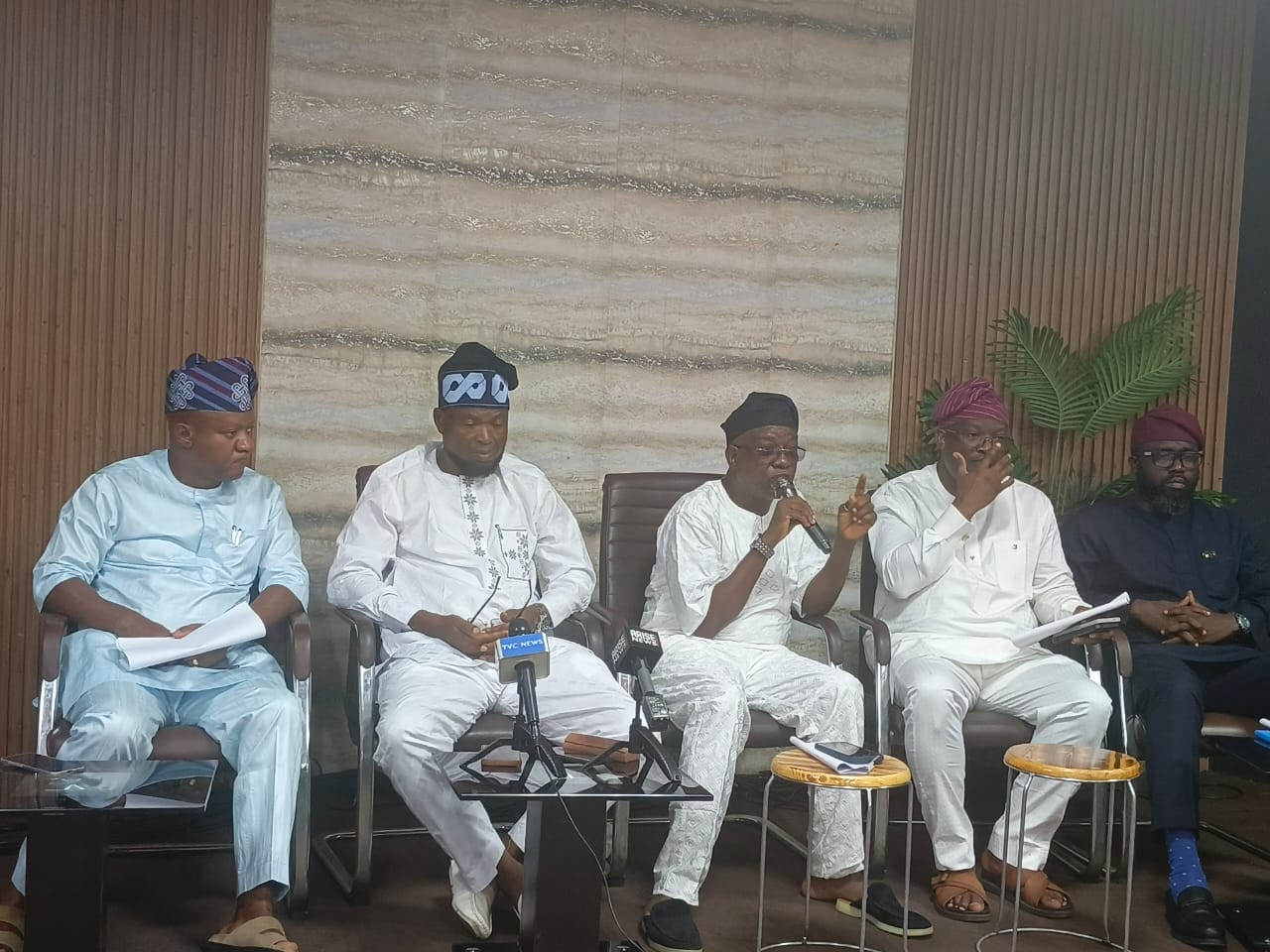Oyo APC Governorship Aspirants Reject House of Reps Primaries, Demand ...