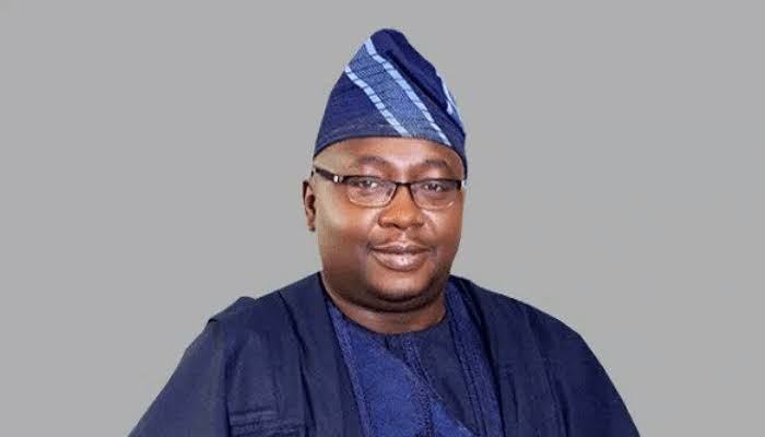 Adelabu Denies Defection Rumour, Reaffirms Loyalty to APC Adelabu Denies Defection Rumour, Reaffirms Loyalty to APC
