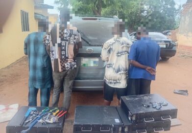 Oyo State Police Intercept Suspected Telecom Vandals, Recover N8m Loot Oyo State Police Intercept Suspected Telecom Vandals, Recover N8m Loot