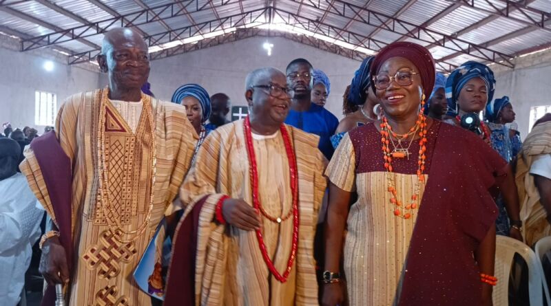 Dignitaries Pay Last Respect as Ex-Deputy Governor Oladokun Buries Mother at 101