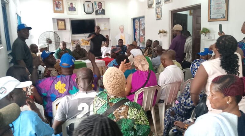 Alimosho PDP Closes Ranks, Endorses Ewenla’s Reps Bid Alimosho PDP Closes Ranks, Endorses Ewenla’s Reps Bid