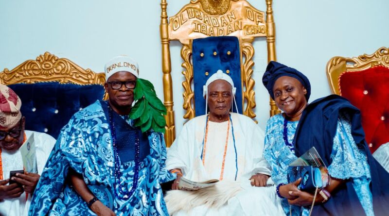 APC Women Congratulate Chief Dotun Sanusi on Installation as Gbonka of Ibadanland APC Women Congratulate Chief Dotun Sanusi on Installation as Gbonka of Ibadanland