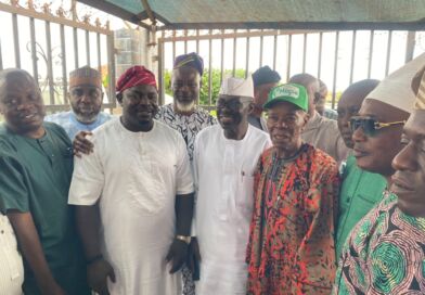 2027: Ex-Oyo Deputy Governor Arapaja Visits Apex APC Leader in Ibadan South East, Alhaji Mufutau Gbayawu, Lauds President Tinubu’s Leadership Role 2027: Ex-Oyo Deputy Governor Arapaja Visits Apex APC Leader in Ibadan South East, Alhaji Mufutau Gbayawu, Lauds President Tinubu’s Leadership Role