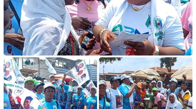 2027: Wife of Oluyole Reps Candidate Leads APM Women on Grassroots Mobilization, Door-to-Door Campaign 2027: Wife of Oluyole Reps Candidate Leads APM Women on Grassroots Mobilization, Door-to-Door Campaign